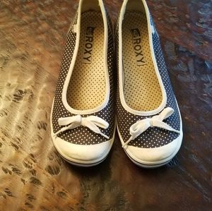 ROXY SHOES 8 & 1/2